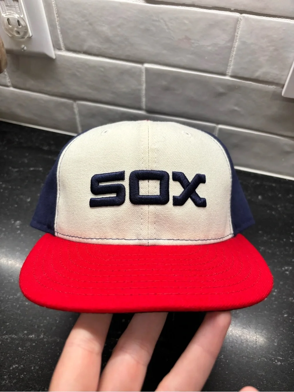 New Era Boston Red Sox 59FIFTY Fitted Hat Size 7 1/8 MLB Baseball Y2K